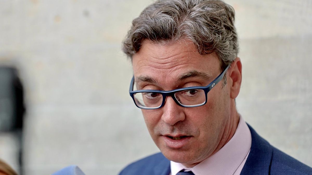 Costa defiende la amnistía urbanística en la Serra: "Es injusto que no se puedan legalizar inmuebles que han cometido infracciones antes de 1991"