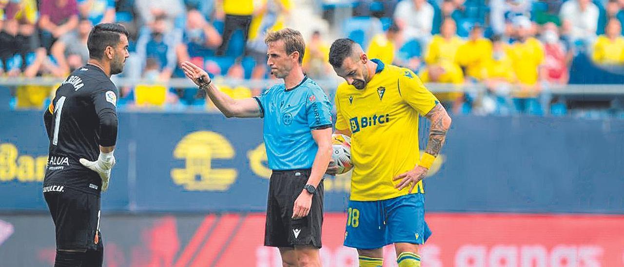 El árbitro pitó penalti contra el Mallorca en el minuto 93.