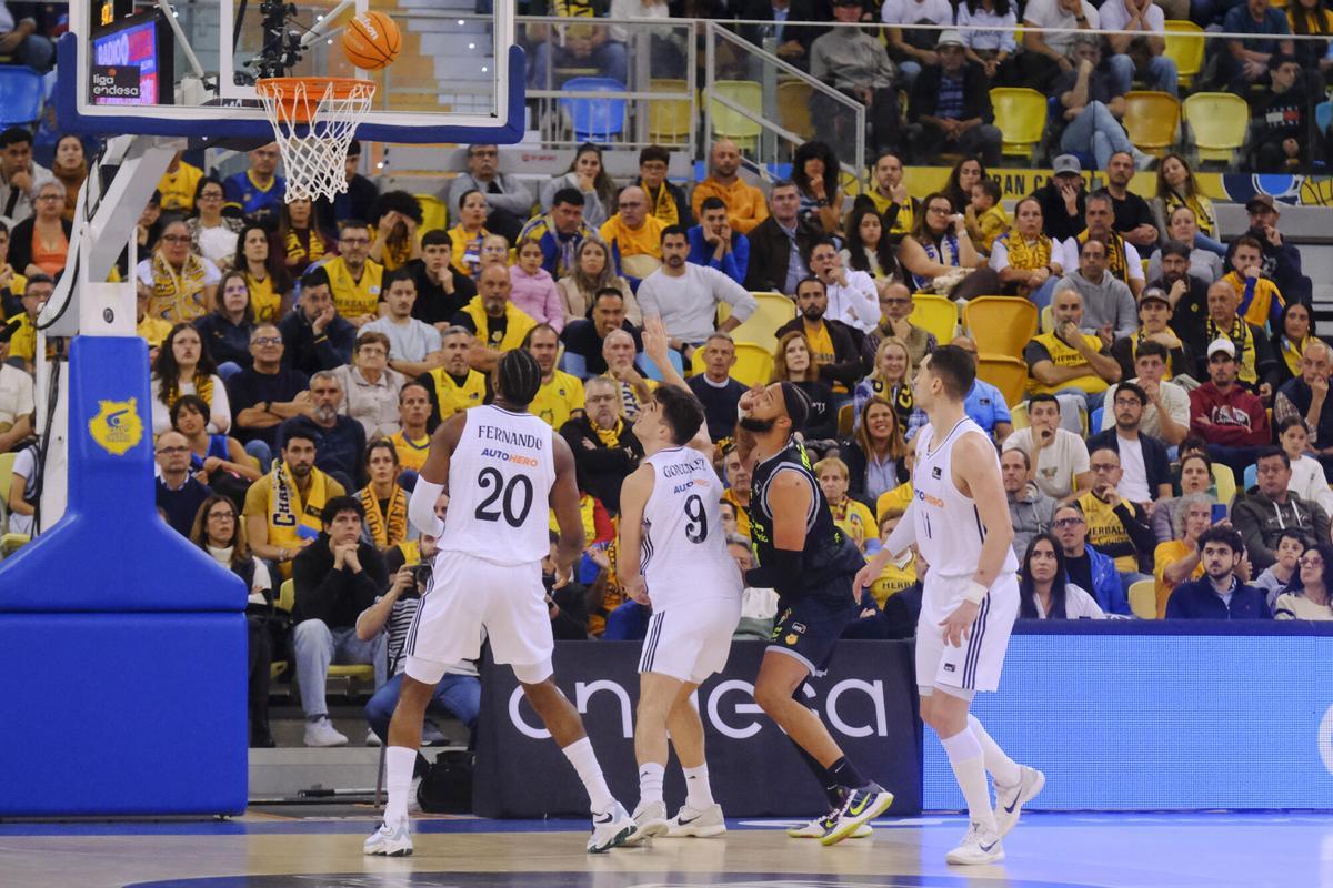 Baloncesto: Granca-Real Madrid | 02/03/2025  | 02/03/2025 | Fotógrafo: José Carlos Guerra