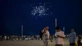 La noche de Sant Joan en Tarragona se salda con una fiesta multitudinaria en la Arrabassada y más de 13 toneladas de basura
