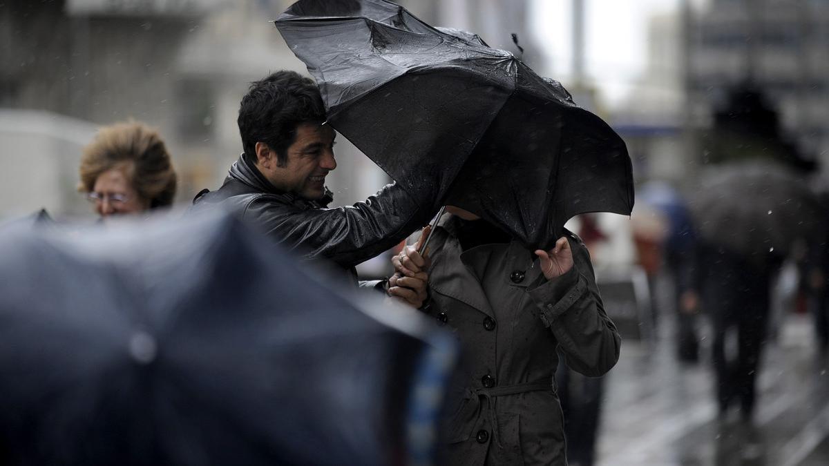 La lluvia en Madrid, en una foto de archivo.