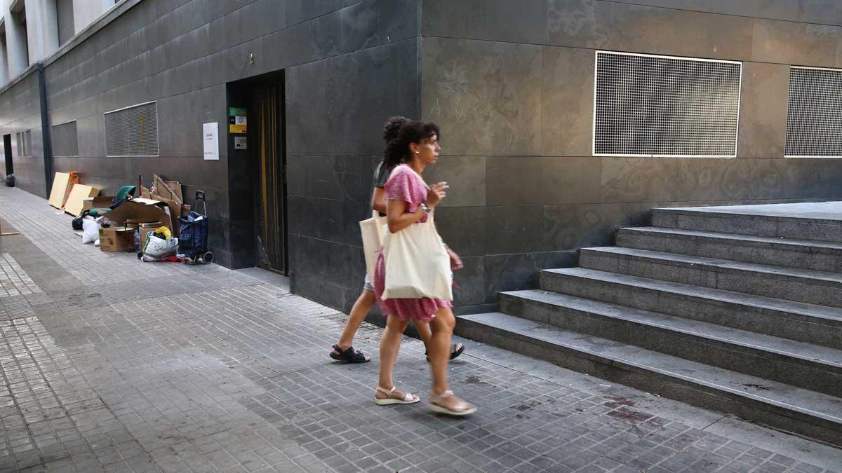 La plazoleta del Comerç en Ciutat Vella (Barcelona), donde murió un hombre en una pelea