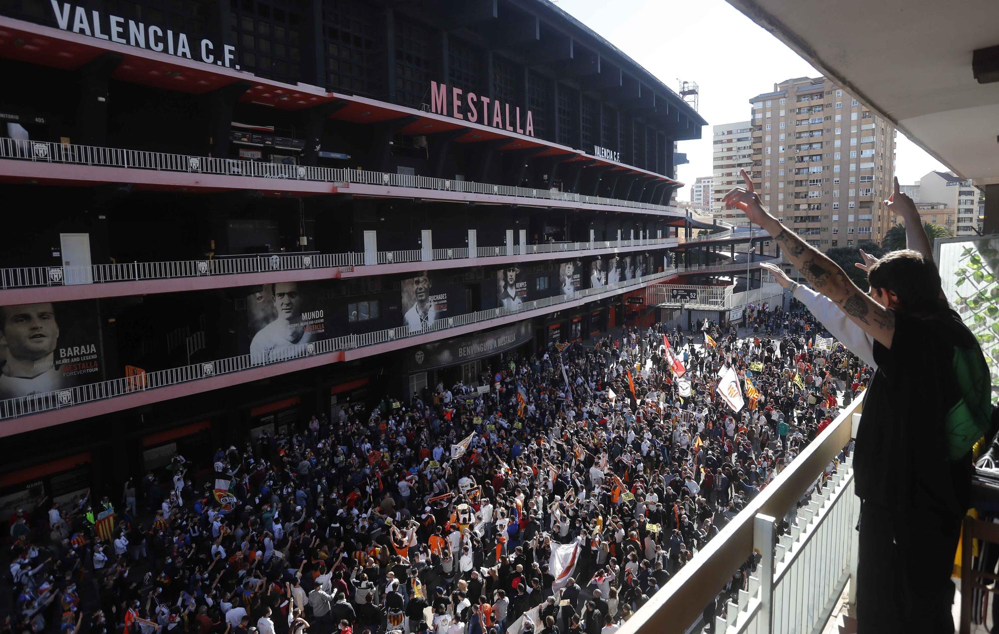 La manifestación valencianista contra Peter Lim (segunda parte)