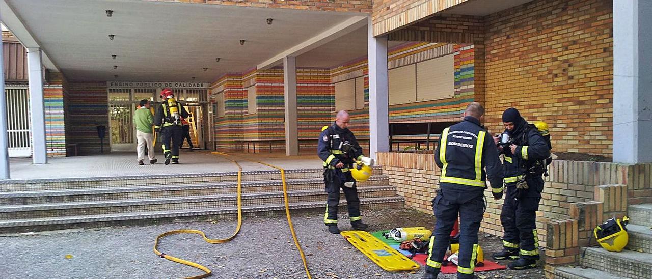 IES María Soliño, en un simulacro de incendio.   | //