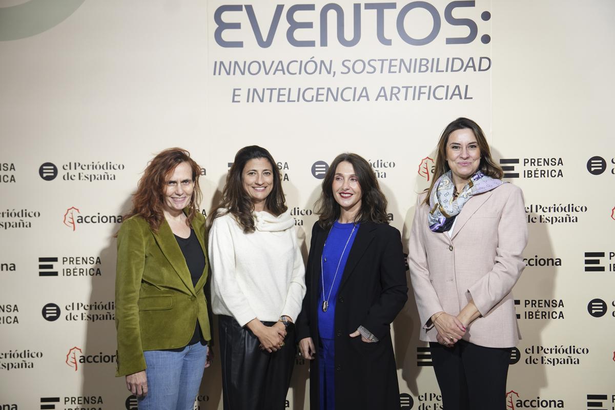 Atala Martín, directora de Branded Content de Prensa Ibérica; Susana López Arias, responsable de Compromiso en BBVA; Noelia Gómez Sanz, responsable de Producción Corporativa, Proyectos Transversales y Eventos Corporativos de Telefónica; Cristina Hernández, directora de Eventos en ACCIONA.