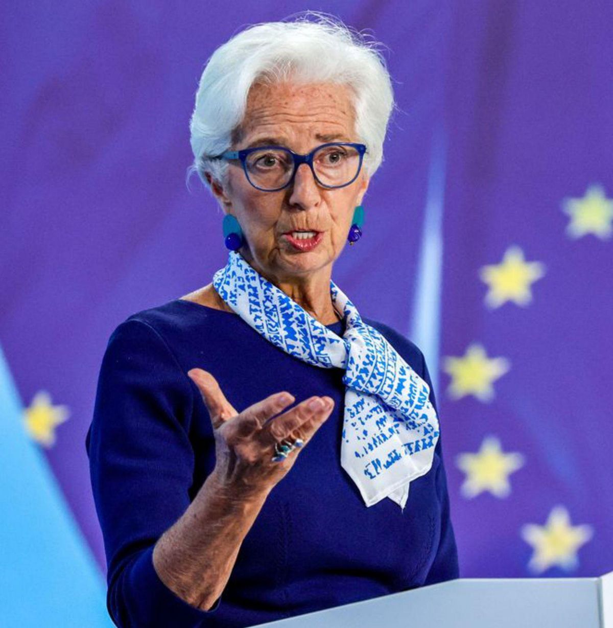 El BCE congela els tipus en el 2% i alerta de la tensió comercial