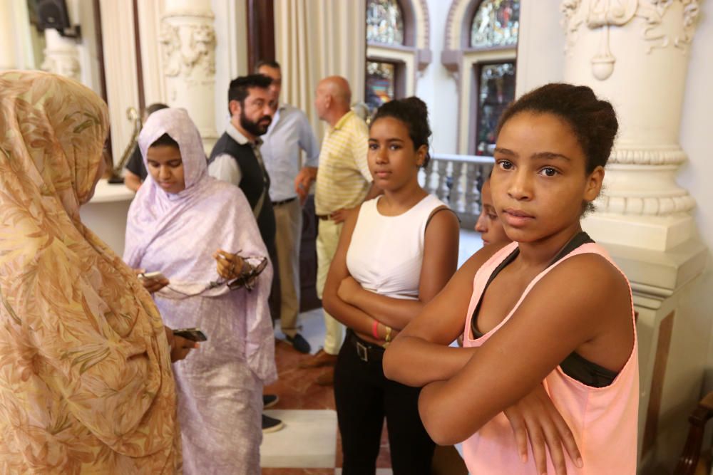 Recepción de los niños saharauis en el Ayuntamiento de Málaga.