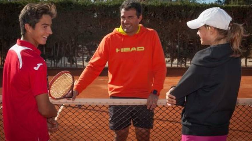El II Torneo Iván Navarro cita en Montemar a 300 jóvenes tenistas -  Información