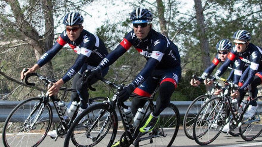 Vicenç Reynés, en primer plano, en un entrenamiento en Mallorca.