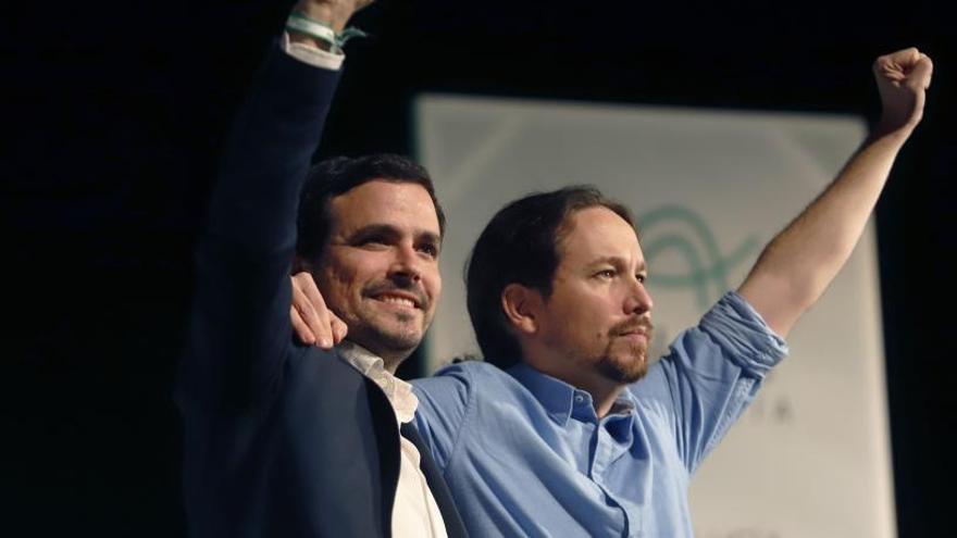 Una foto de archivo de Pablo Iglesias y Alberto Garzón.