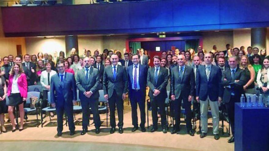 BBVA reúne a accionistas y empleados del banco en Gran Canaria