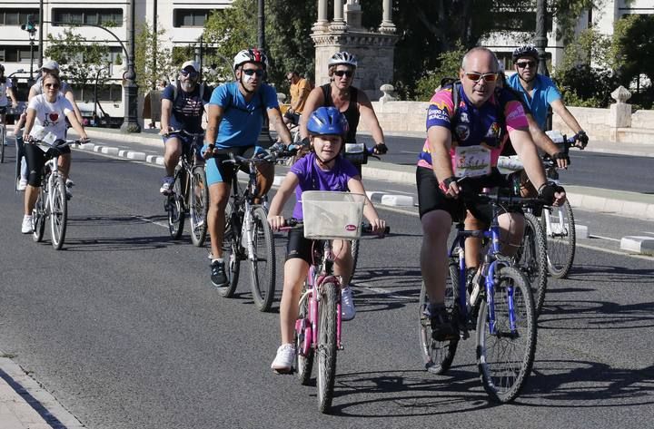 Búscate en nuestra galería del 'Día de la Bicicleta'