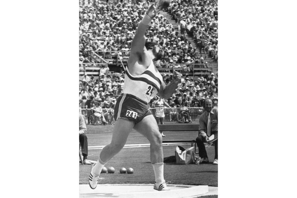 Capes, durante su etapa como atleta