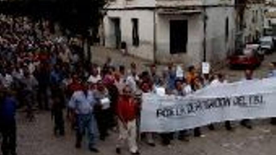 Doscientas personas protestan en Jaraíz por la subida del IBI