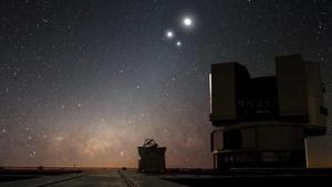 zentauroepp42684961 in the night sky over eso s very large telescope  vlt  obser191014163015