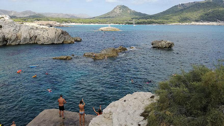 Cazan a dos pescadores furtivos en reservas marinas del Llevant y Formentera