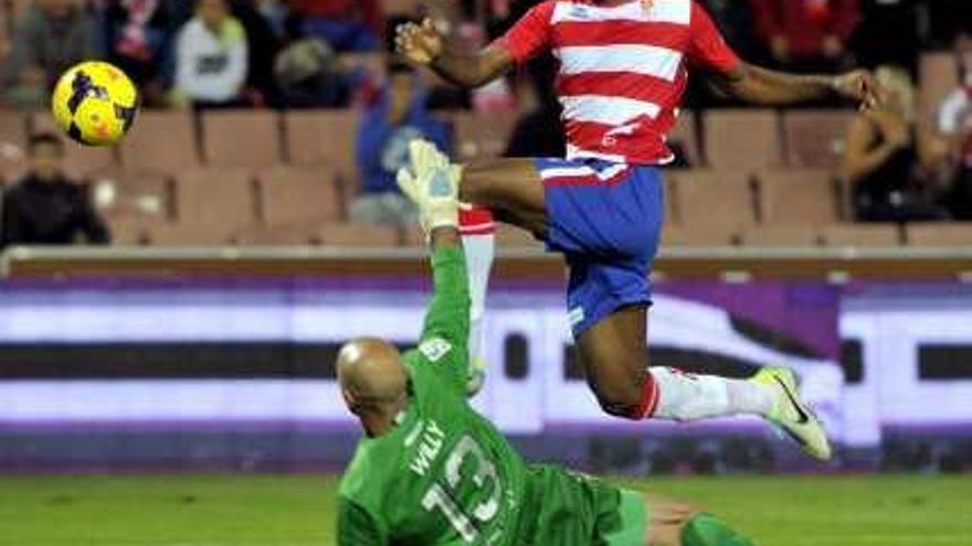 Willy Caballero evitó goleadas más abultadas en los últimos partidos en Granada.