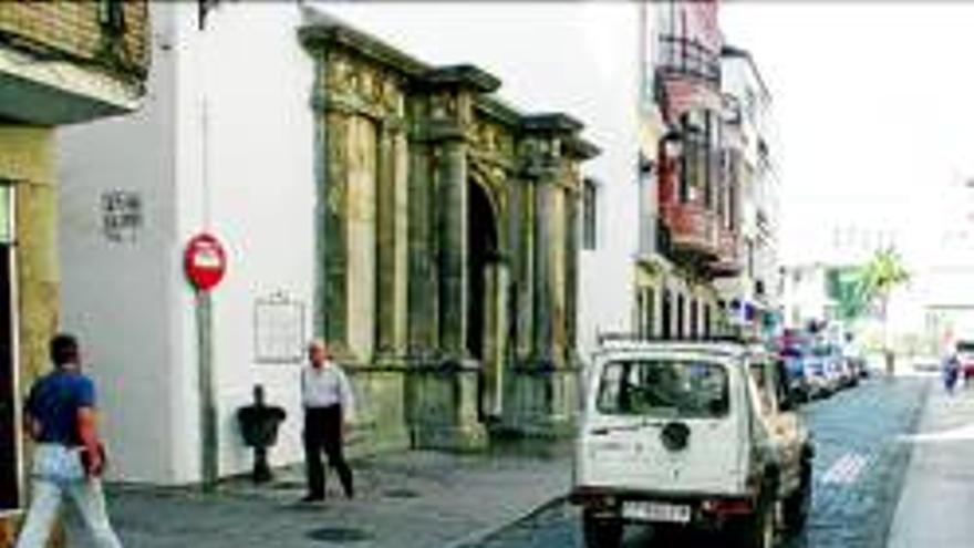 Cambian el tráfico por las obras en la Carrera de las Monjas