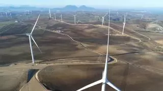 El Govern defiende los parques eólicos en el Empordà y el Ebro: "Es donde sopla el viento"