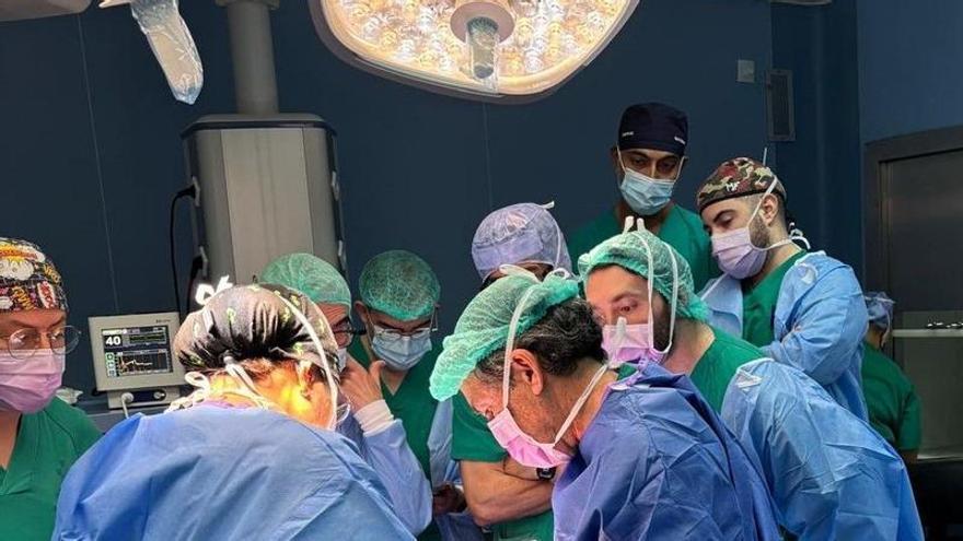 El Hospital Insular se afianza como referente nacional en cirugía de la pared torácica