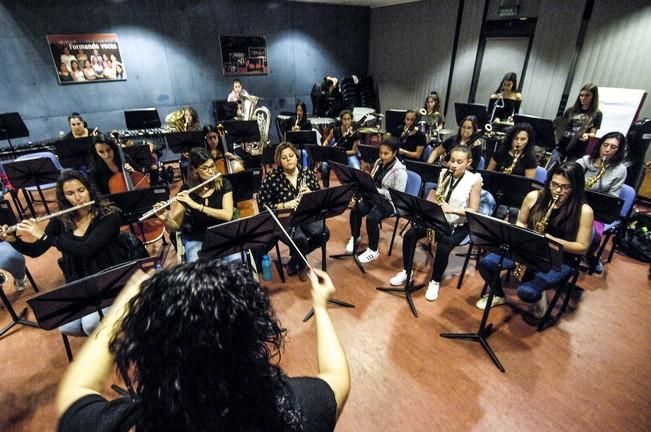 ORQUESTA SOLO DE INSTRUMENTOS DE VIENTO Y SUS ...