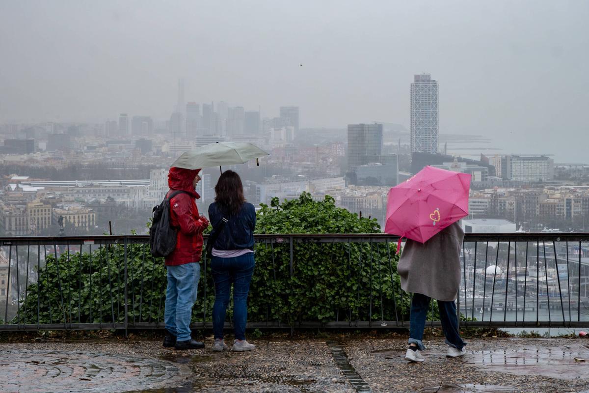 Temporal de lluvias en Barcelona el día 13 de febrero de 2026.