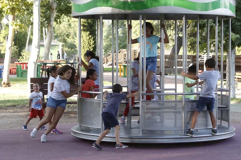 Tarde de bañador en la Ciudad de los Niños