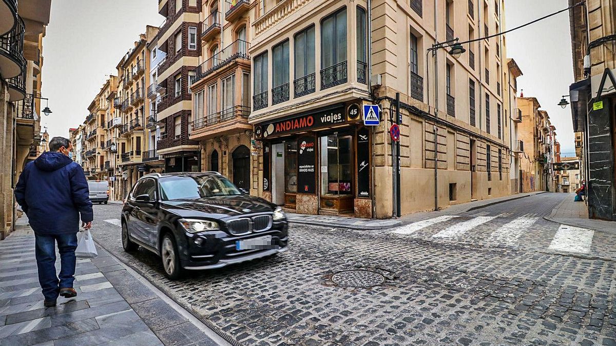 Calle San Nicolás de Alcoy at the junction with La Cordeta, which will take over part of its traffic. Calle San Nicolás de Alcoy at the junction with La Cordeta, which will take over part of its traffic.
