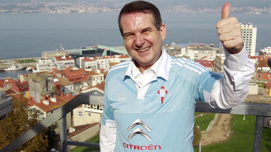 Caballero, con la camiseta del Celta, en una foto de Archivo // RG