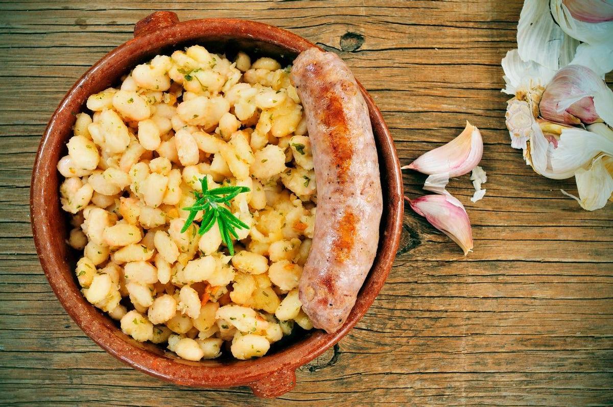 butifarra amb mongetes, gastro
