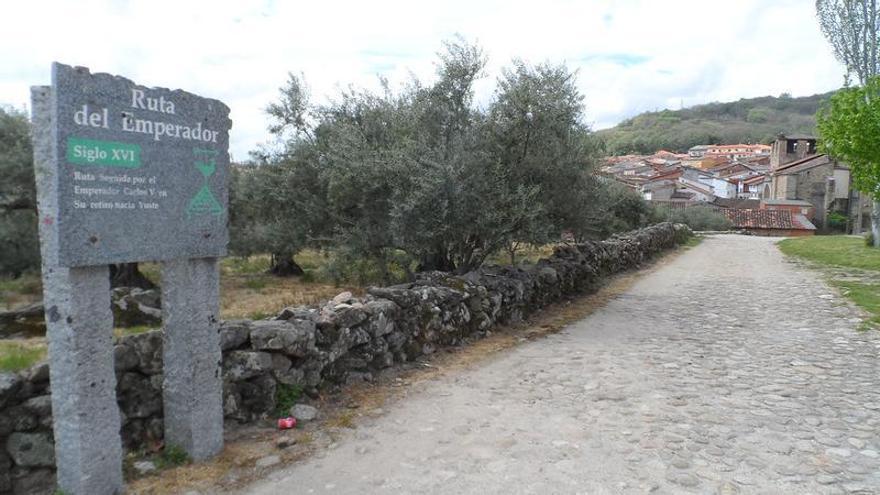 La ruta del emperador en Jarandilla de la Vera: un viaje en el tiempo al siglo XVI con teatro y gastronomía