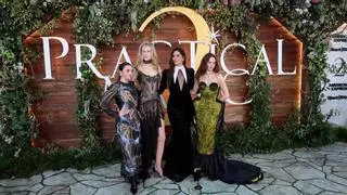 Las estrellas de ‘Prácticamente Magia 2’ acuden a su estreno en Los Ángeles