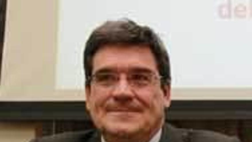 José Luis Escrivá.