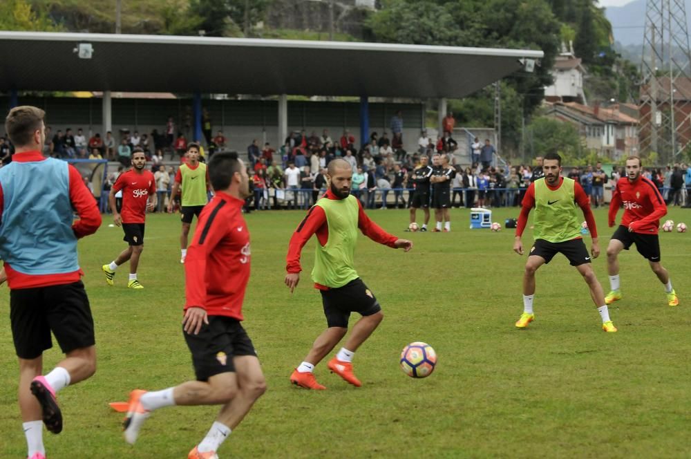 Entrenamiento del Sporting en Blimea