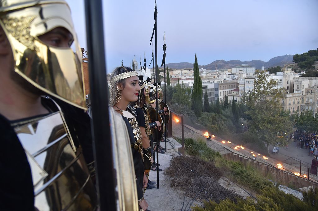 Encendido de fuego sagrado, pregón y apertura de campamento de Carthagineses y Romanos