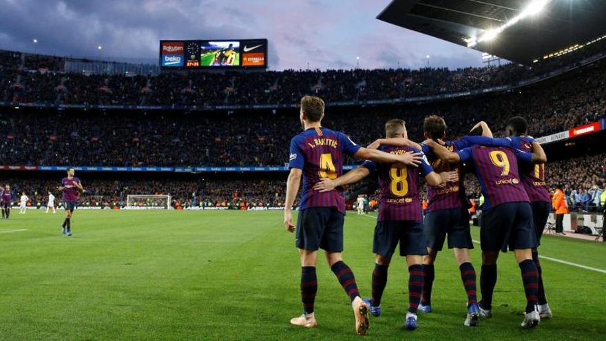 Jugadors del FC Barcelona al Camp Nou