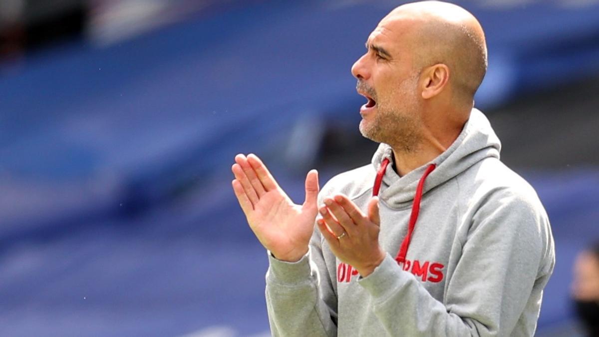 Guardiola anima a sus jugadores durante el Crystal Palace-City del pasado sábado.