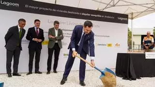 Primera piedra para el nuevo barrio de casi 700 viviendas protegidas de Sevilla Este junto a Fibes: "Tiene precios ajustados a la realidad de este tiempo"