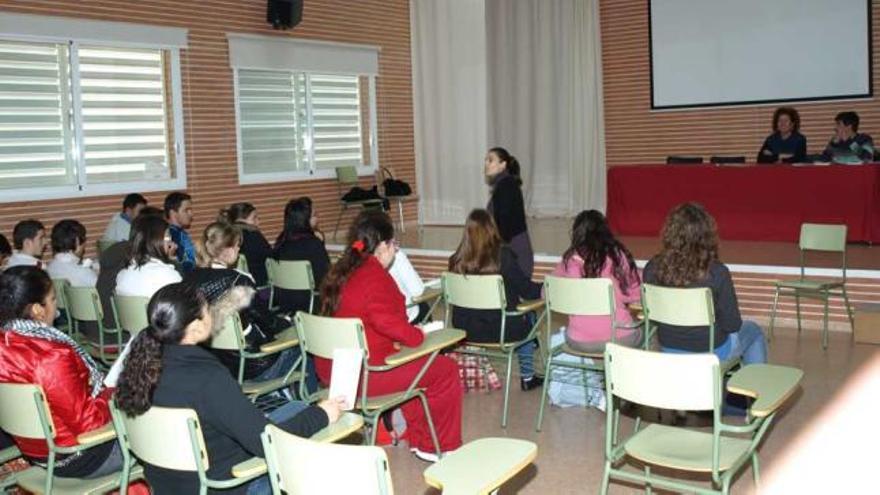 Taller de guitarra y bajo en Rojales