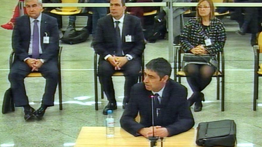 Josep Lluís Trapero durant la seva declaració al judici el dia 20 de gener