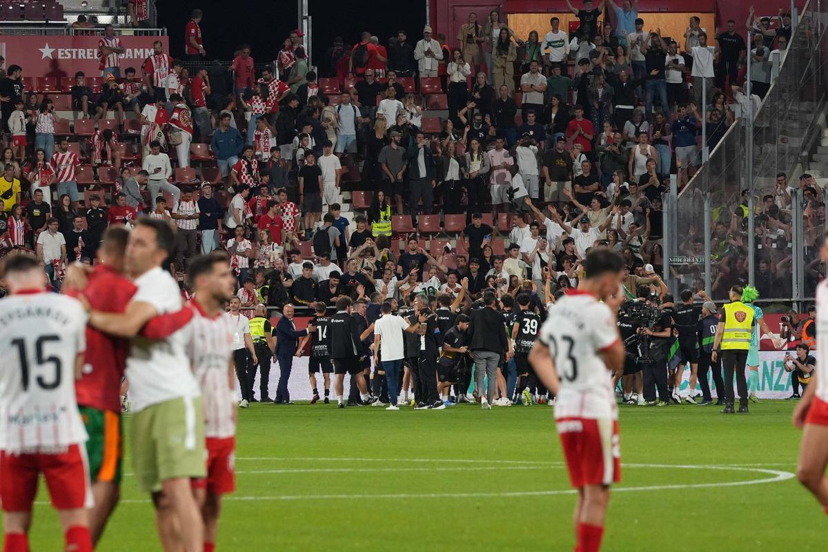 El Girona és incapaç de derrotar l'Elx i baixa a Segona (1-1) El Girona és incapaç de derrotar l'Elx i baixa a Segona
