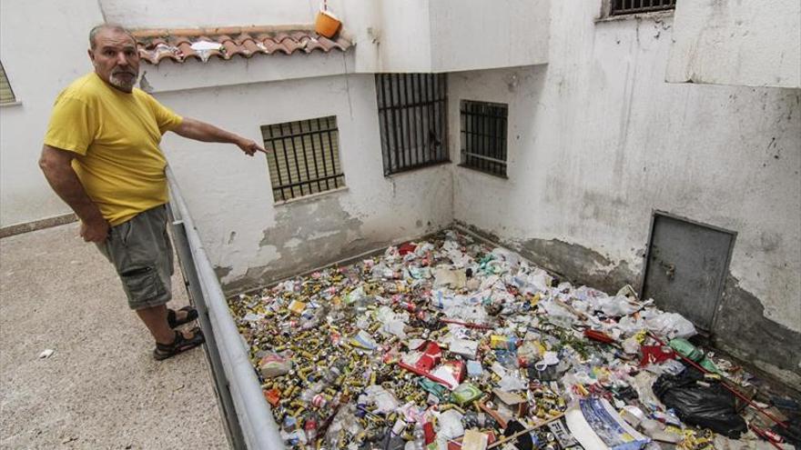 La Junta recupera 76 pisos ocupados en Cáceres y vacía un bloque para su reforma integral