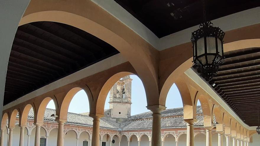 Claustro de la Facultad de Derecho de Córdoba