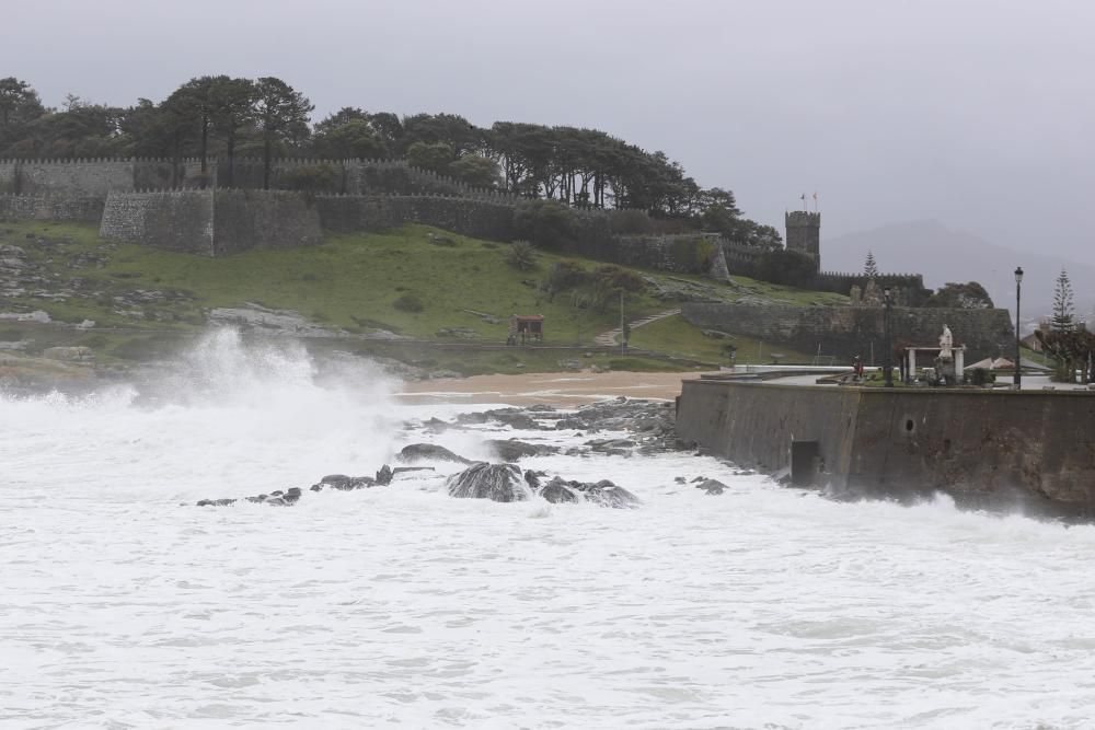 "Félix" desata la fuerza de los mares en la ría de Vigo