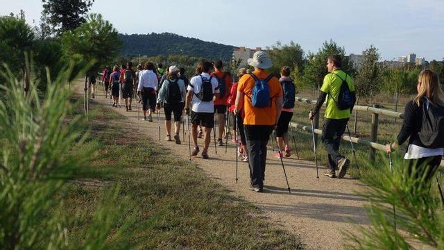 Sortida del club Nordic Walking Girona pel camí de ronda de Platja d'Aro