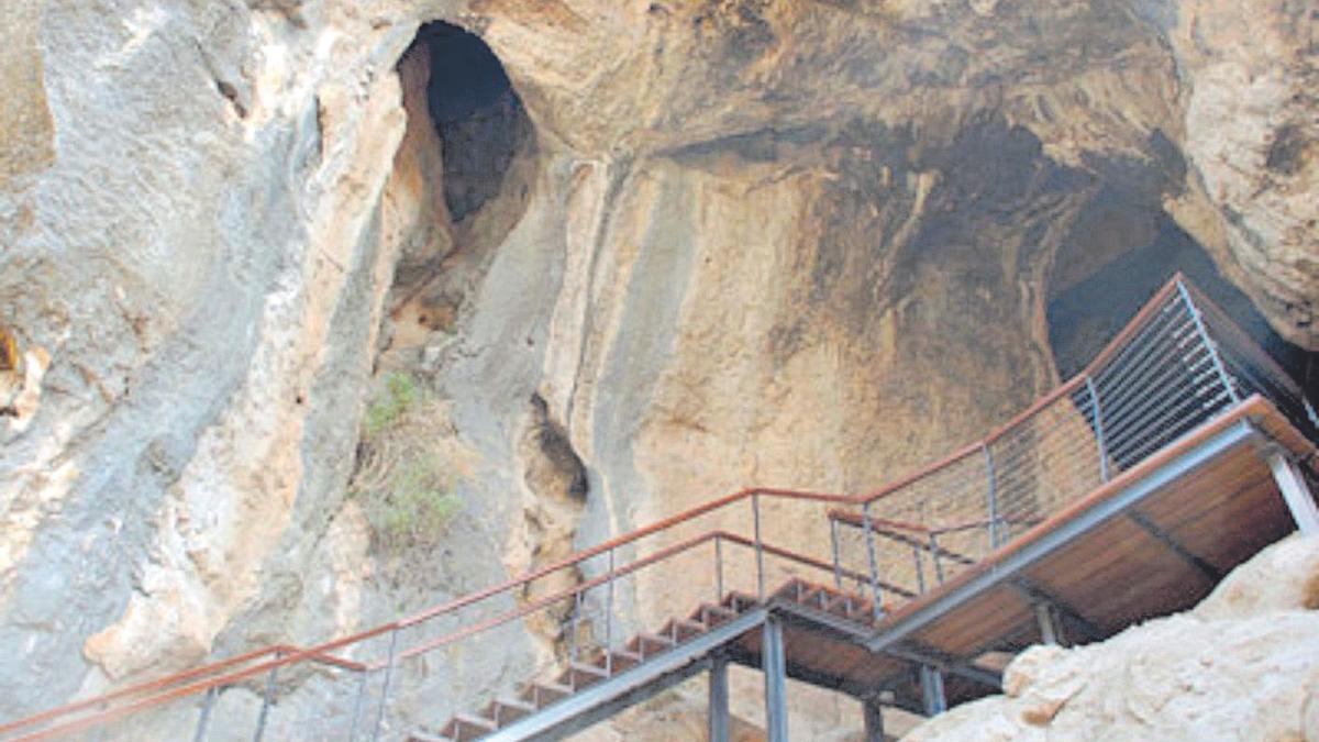 La Cueva Sima de la Serreta podrá ser visitada durante las Fiestas Patronales de Cieza.