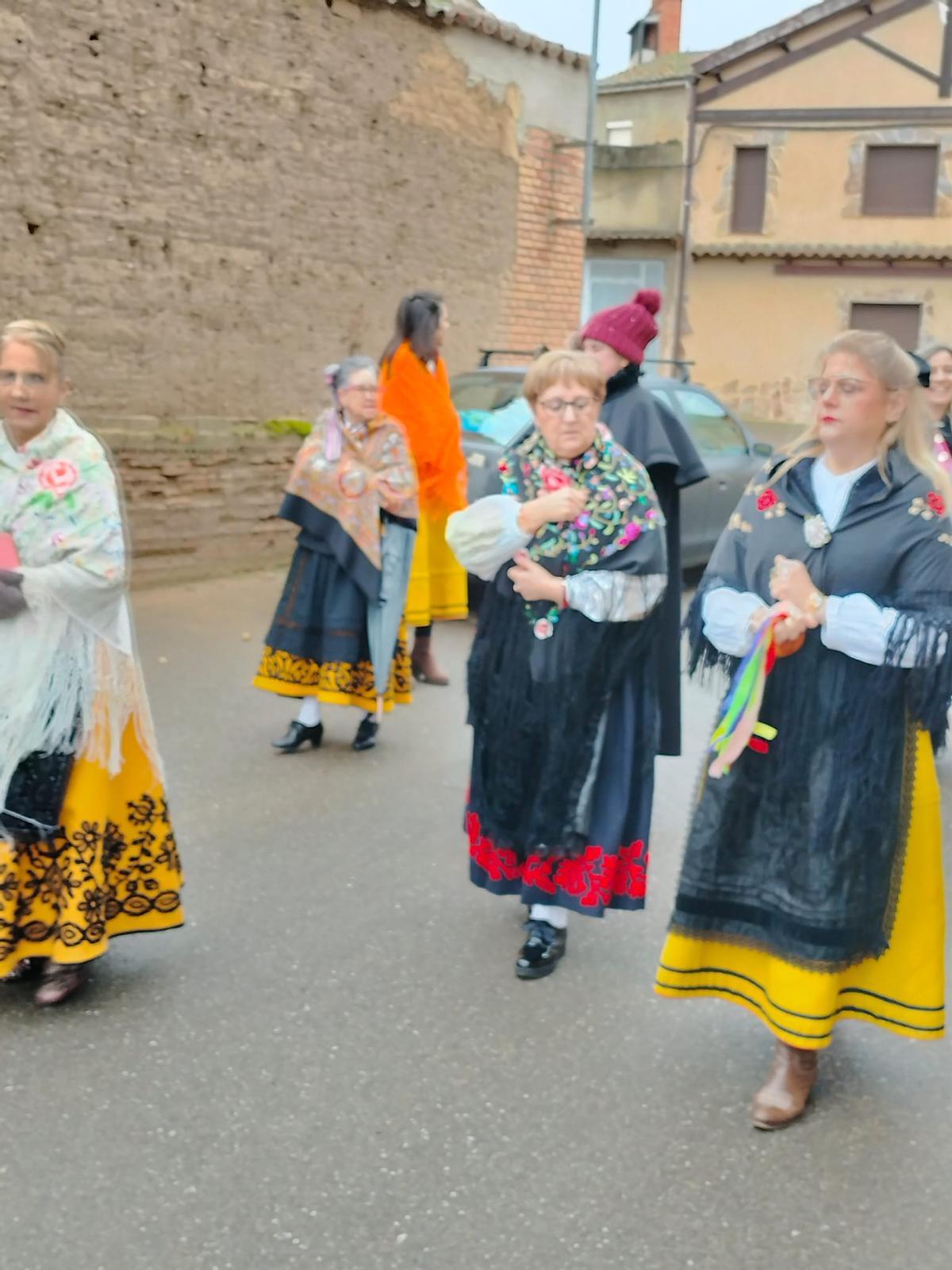 GALERÍA | La Fiesta de las Águedas en Villaveza del Agua, en imágenes