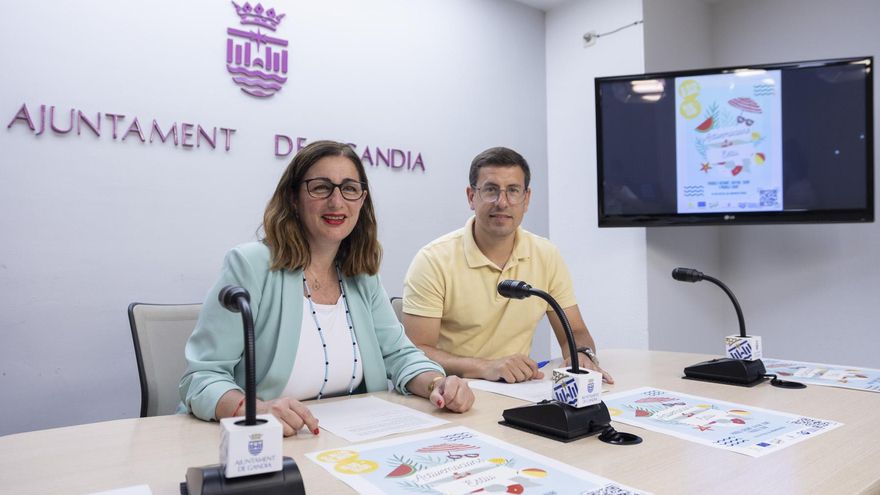 La rueda de prensa de presentación de la iniciativa Activemocions Estiu