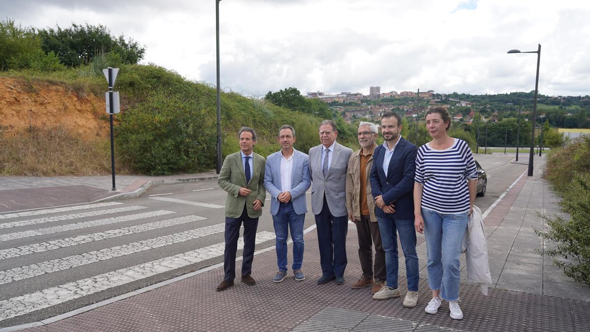 Nacho Cuesta, Ovidio Zapico, Alfredo Canteli, Gaspar Llamazares, Daniel Sánchez y Cristina Pontón en Las Campas