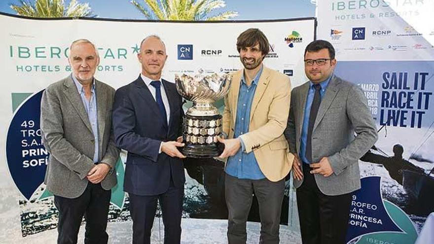 Gregori Estarellas, Ricard Alabau, Carles Gonyalons y Ferran Muniesa, ayer en la presentación del Trofeo Princesa Sofía Iberostar.